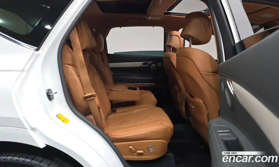 Genesis GV80 2024 2.5 гидро, фото 17