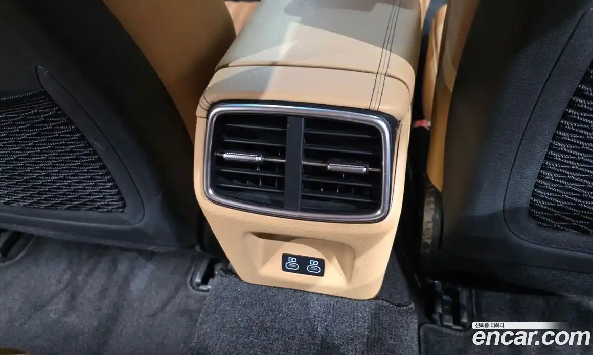 Genesis G70 2023 2.5 автомат (гидро), фото 37