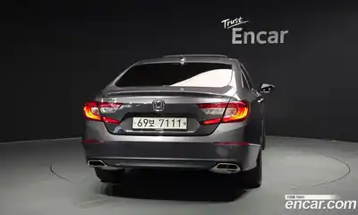 Honda Accord 2019 1.5 автомат (гидро), миниатюра 4