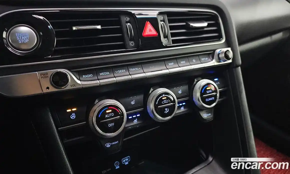 Genesis G70 2017 2.0 автомат (гидро), фото 18