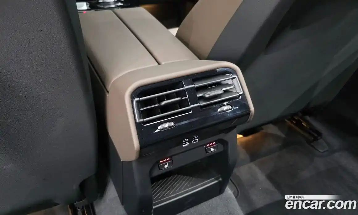 BMW 5-Series 2025 2.0 гидро, фото 33