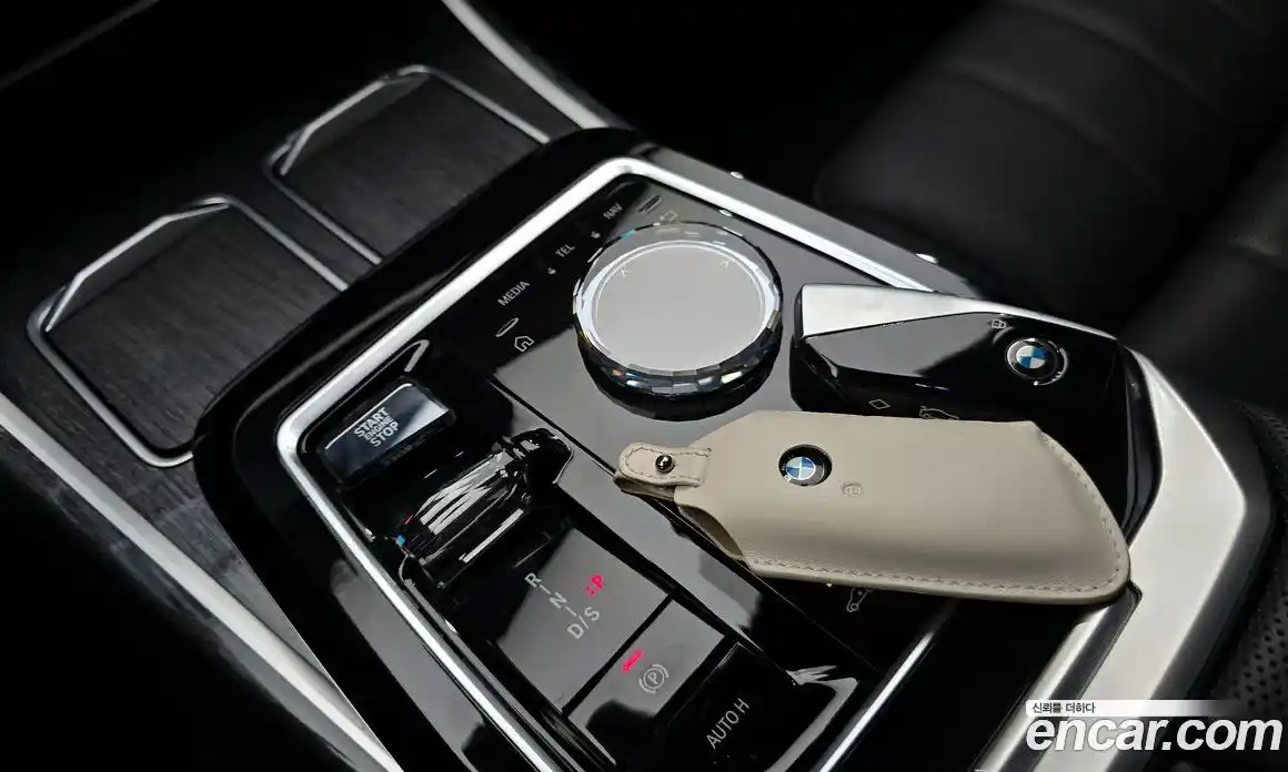 BMW 7-Series 2023 3.0 гидро, фото 12
