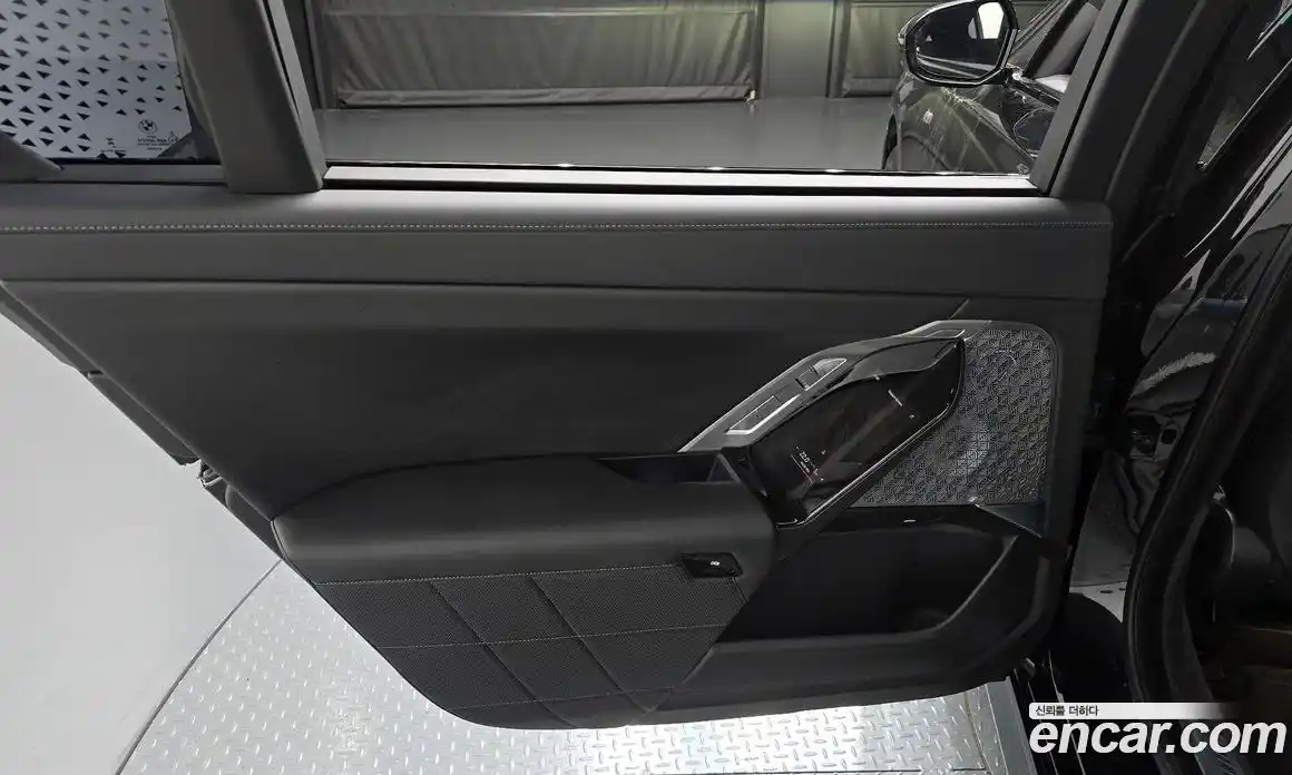 BMW 7-Series 2023 3.0 гидро, фото 15
