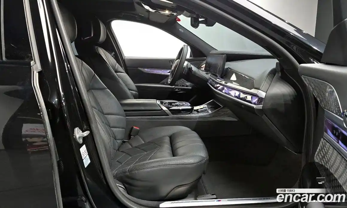 BMW 7-Series 2023 3.0 гидро, фото 16