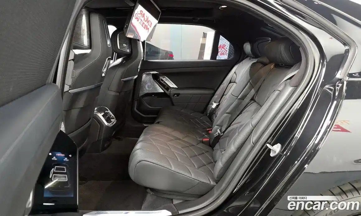 BMW 7-Series 2023 3.0 гидро, фото 18