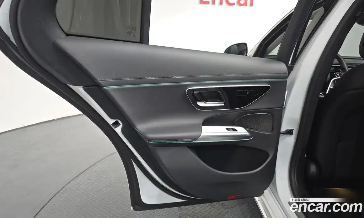 Mercedes-Benz E-Class 2024 2.0 гидро, фото 14