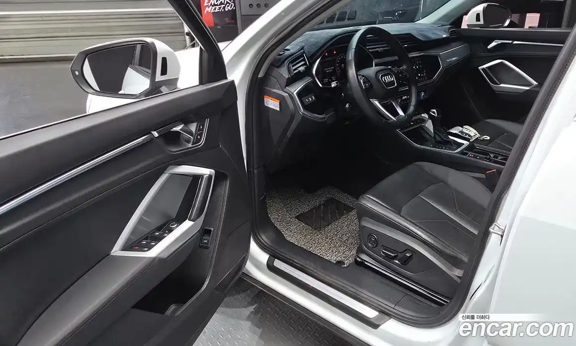 Audi Q3 2023 2.0 гидро, фото 13