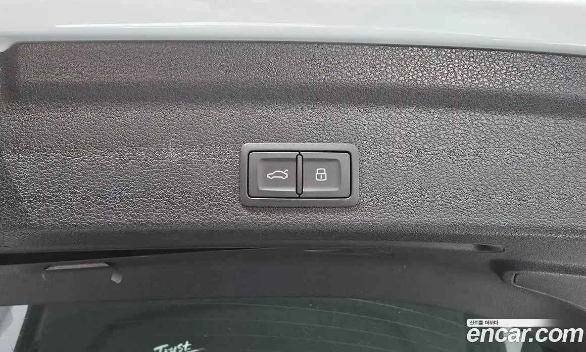 Audi Q3 2023 2.0 гидро, фото 26