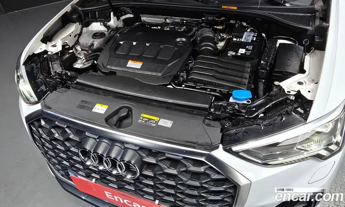 Audi Q3 2023 2.0 гидро, фото 6