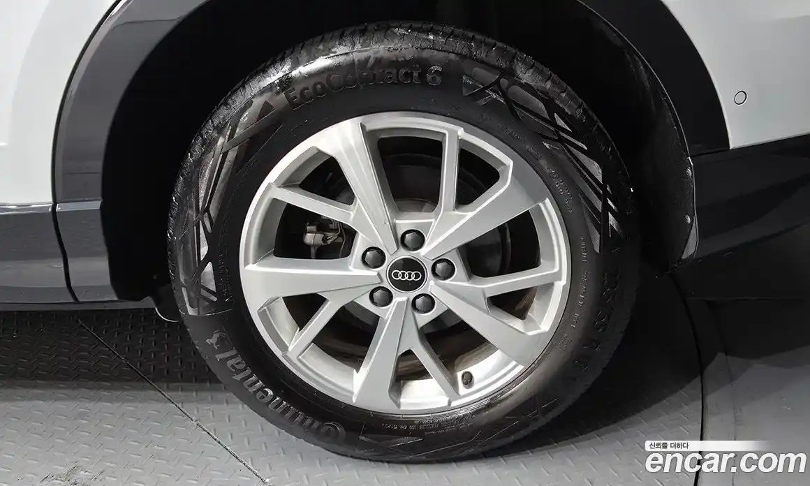 Audi Q3 2023 2.0 гидро, фото 7