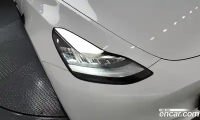 Tesla Model Y 2021 0.2 гидро, миниатюра 8