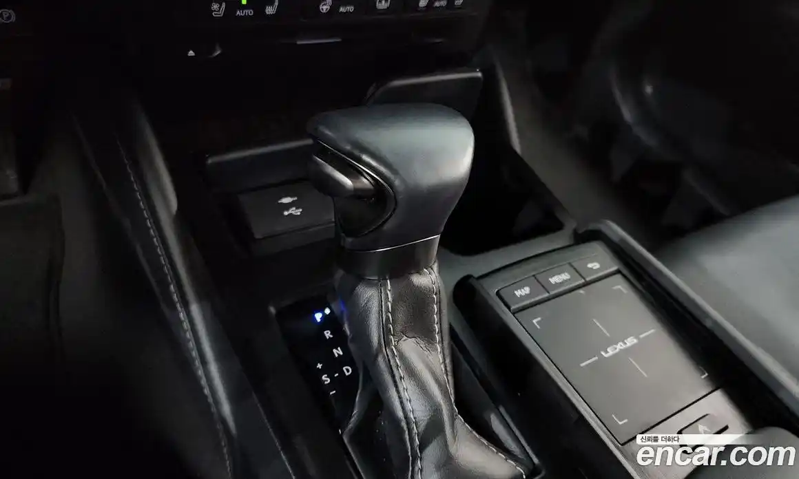 Lexus ES 2021 2.5 гидро, фото 12