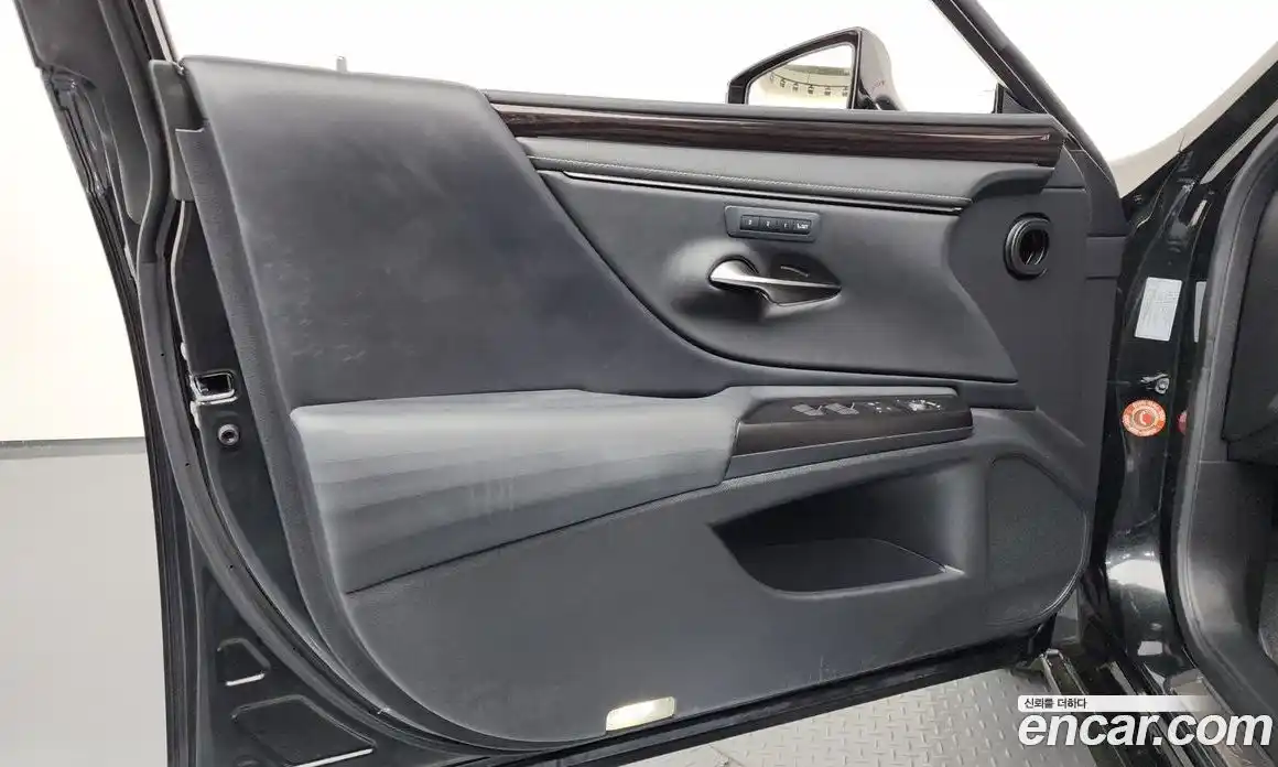 Lexus ES 2021 2.5 гидро, фото 14