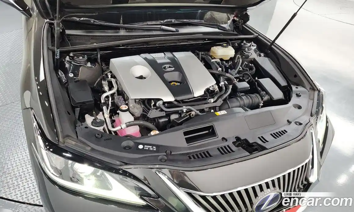 Lexus ES 2021 2.5 гидро, фото 6
