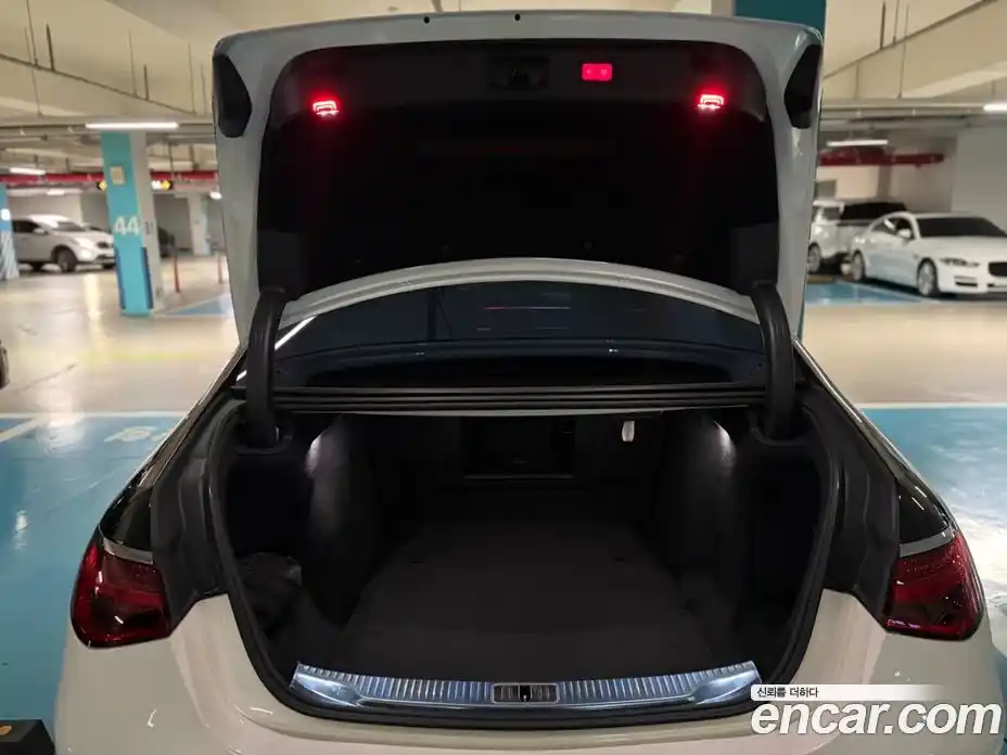 Mercedes-Benz S-Class 2022 4.0 гидро, фото 17