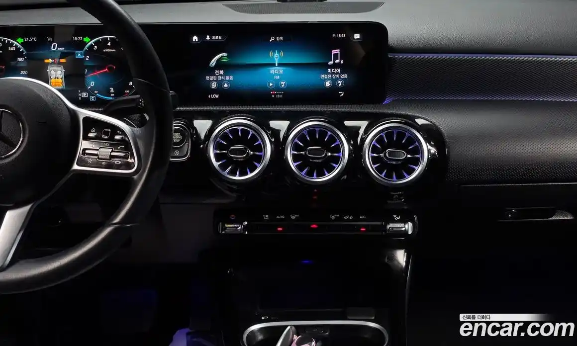 Mercedes-Benz A-Class 2022 2.0 гидро, фото 18