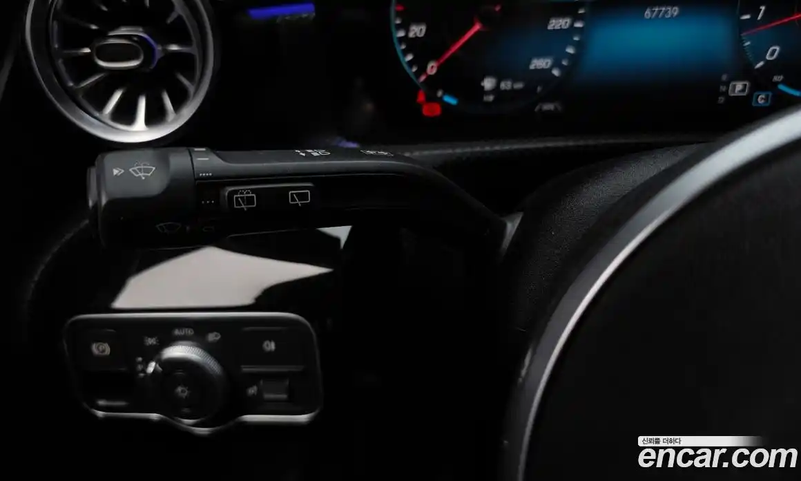 Mercedes-Benz A-Class 2022 2.0 гидро, фото 21