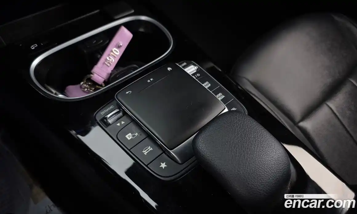 Mercedes-Benz A-Class 2022 2.0 гидро, фото 27