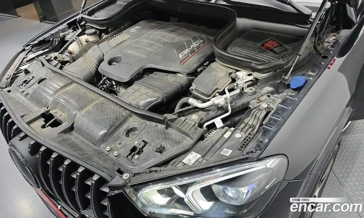 Mercedes-Benz GLE-Class 2023 3.0 гидро, фото 6