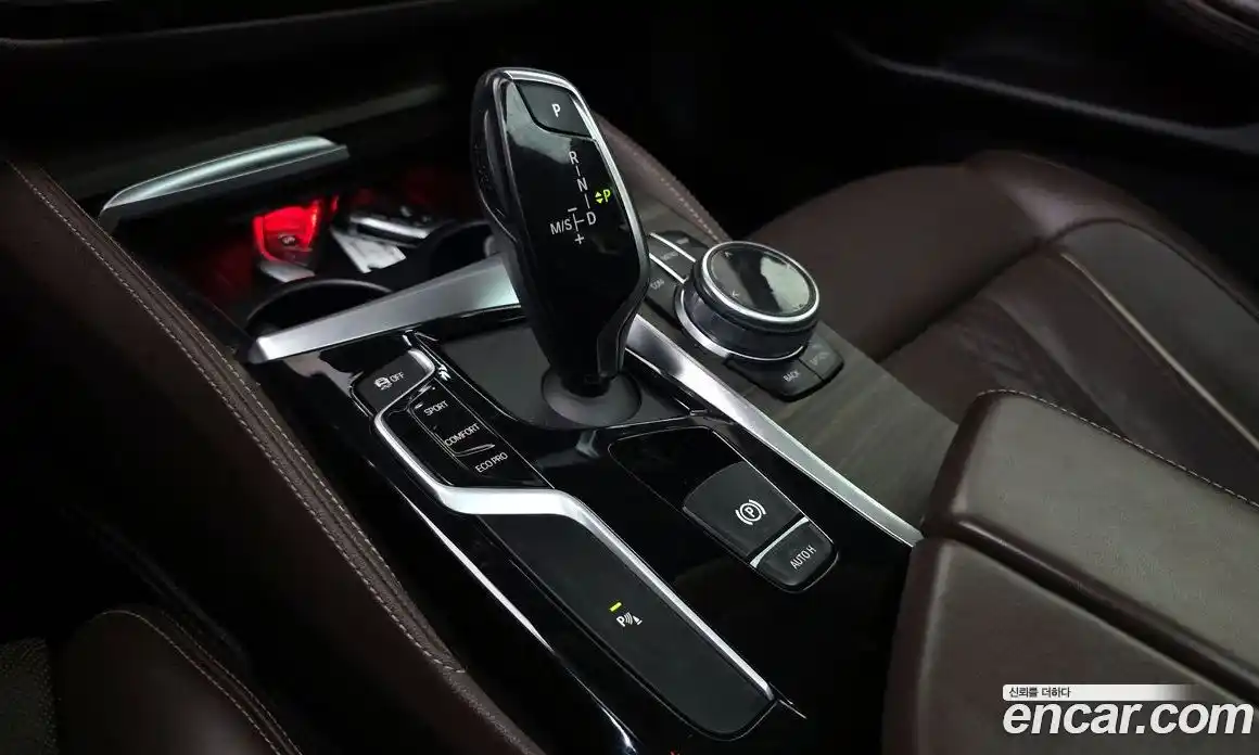 BMW 5-Series 2018 2.0 гидро, фото 9