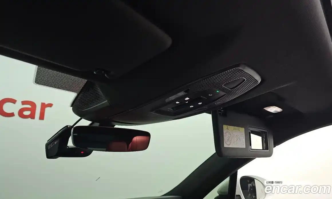 Porsche Macan 2025 0.2 автомат (гидро), фото 20