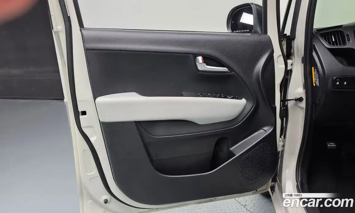 Kia Ray 2024 1.0 гидро, фото 14