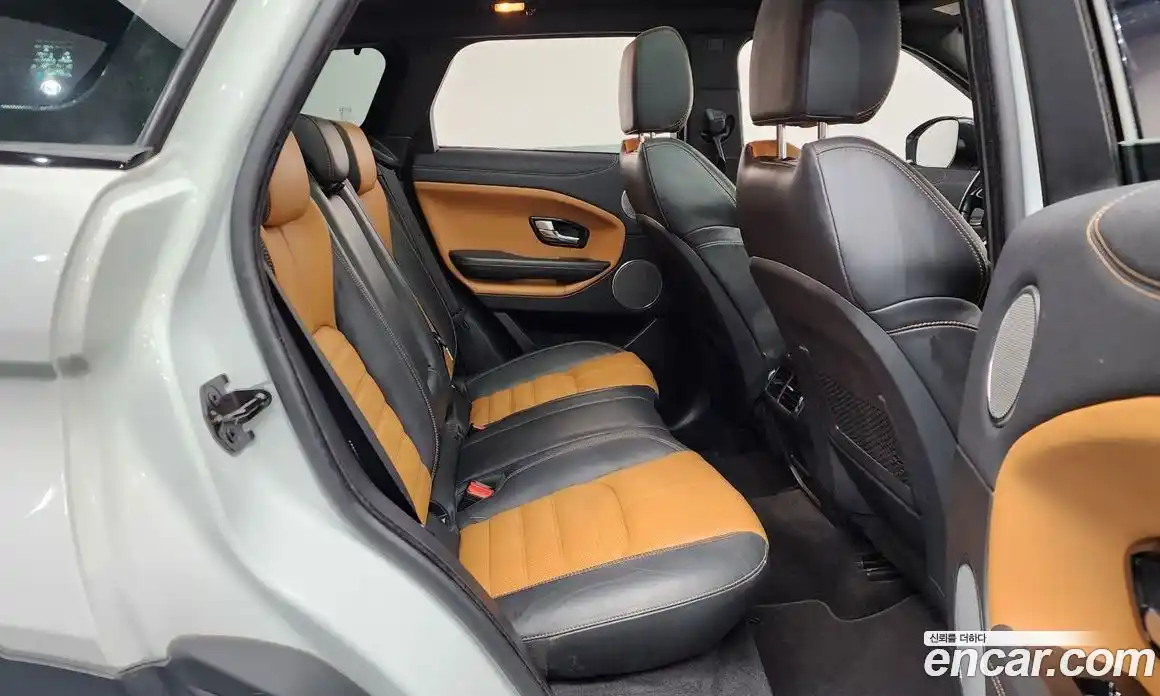 Land Rover Range Rover Evoque 2017 2.0 автомат (гидро), фото 11