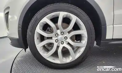 Land Rover Range Rover Evoque 2017 2.0 автомат (гидро), миниатюра 5