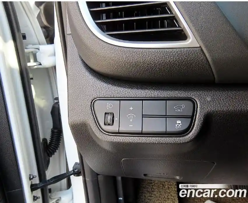 Kia Seltos 2024 1.6 гидро, фото 17