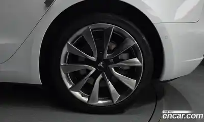 Tesla Model 3 2020 0.1 гидро, миниатюра 7
