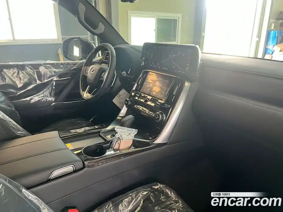 Lexus LX 2025 3.4 гидро, фото 12