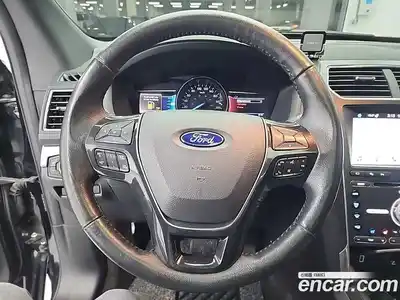 Ford Explorer 2017 2.3 автомат (гидро), миниатюра 5