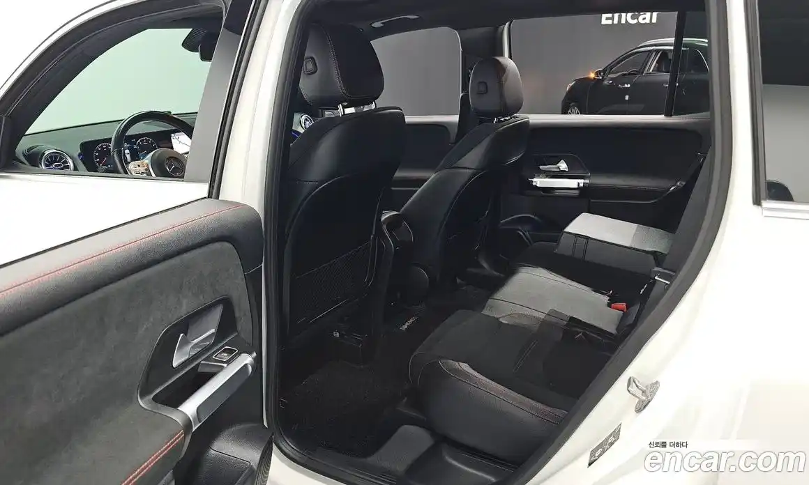 Mercedes-Benz GLB-Class 2021 2.0 гидро, фото 12