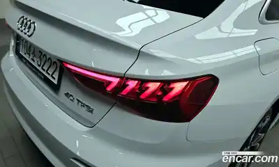 Audi A3 2023 2.0 автомат (гидро), миниатюра 9