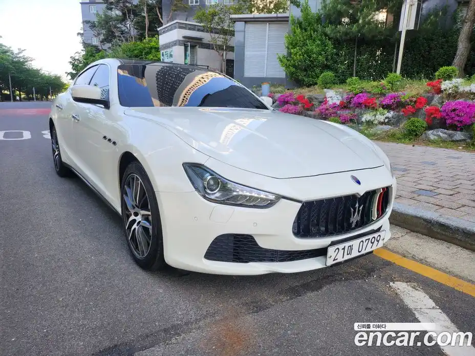 Maserati Ghibli 2015 3.0 гидро, фото 17