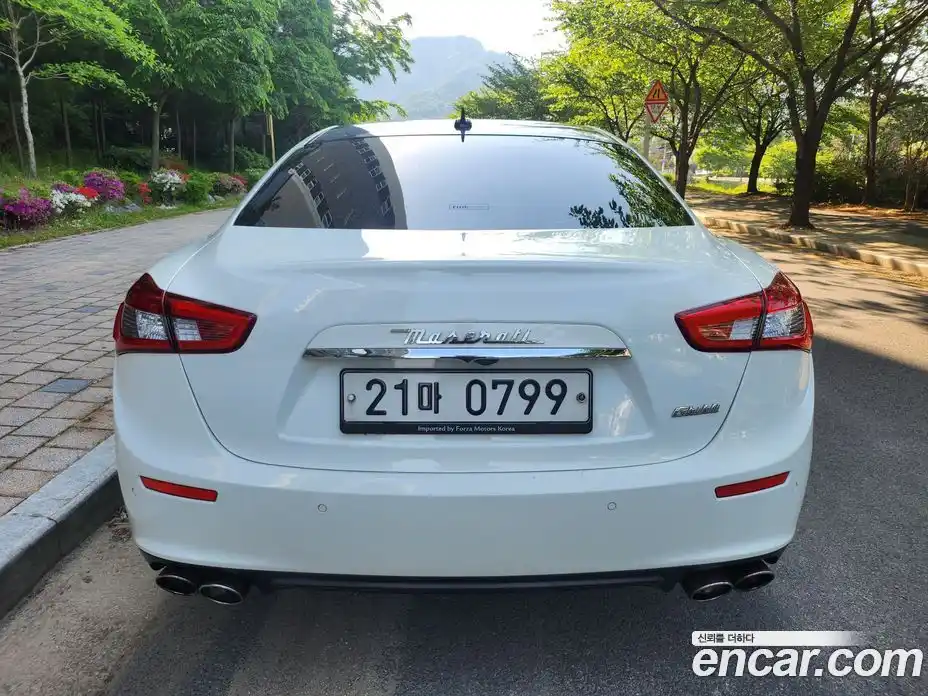 Maserati Ghibli 2015 3.0 гидро, фото 4