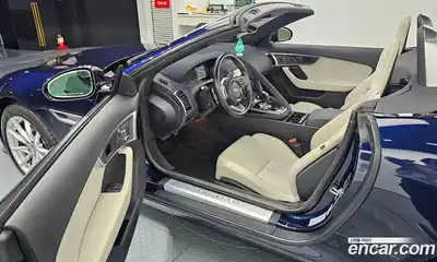 Jaguar F-Type 2023 2.0 гидро, миниатюра 11