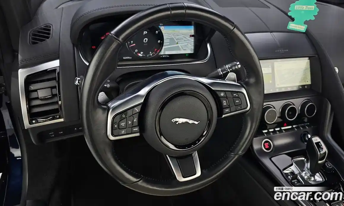 Jaguar F-Type 2023 2.0 гидро, фото 13