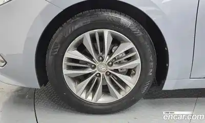 Hyundai Grandeur 2014 2.4 автомат (гидро), миниатюра 5