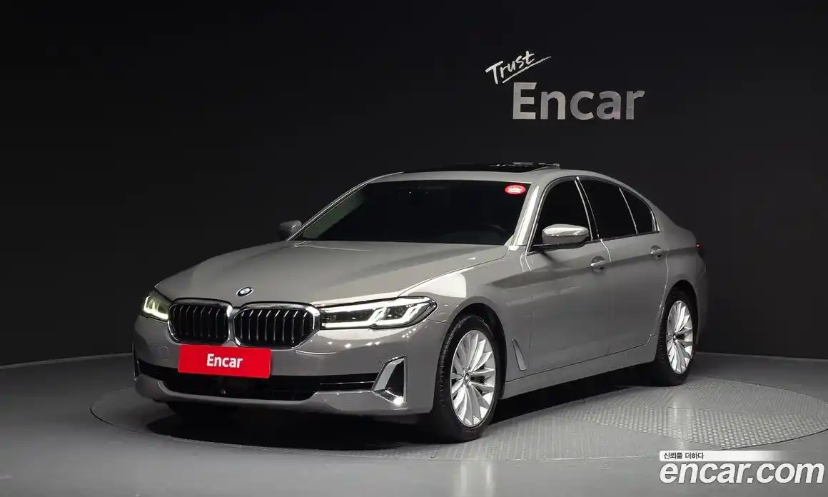 BMW 5-Series 2022 2.0 гидро, фото 1