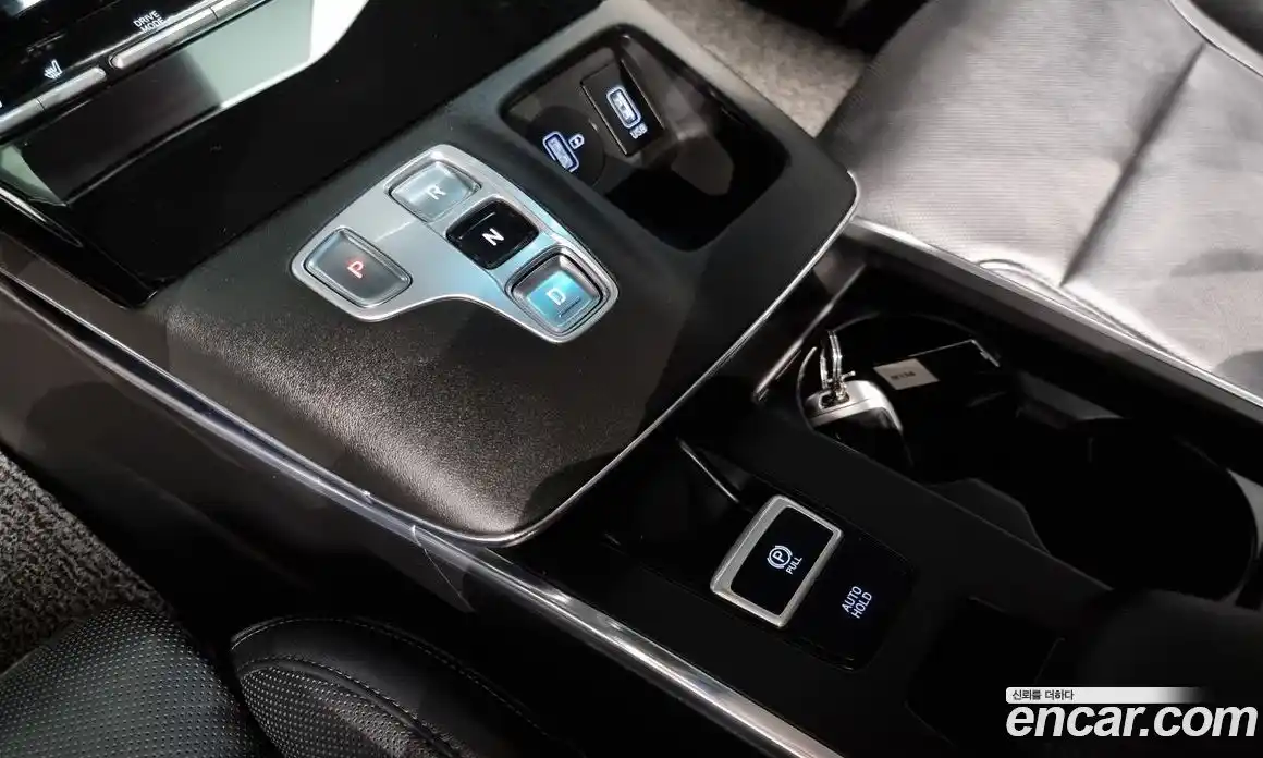 Hyundai Grandeur 2020 3.0 автомат (гидро), фото 9