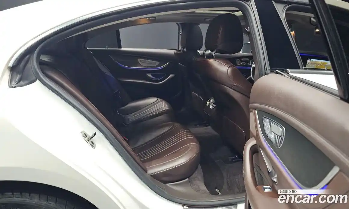 Mercedes-Benz CLS-Class 2019 1.9 гидро, фото 12