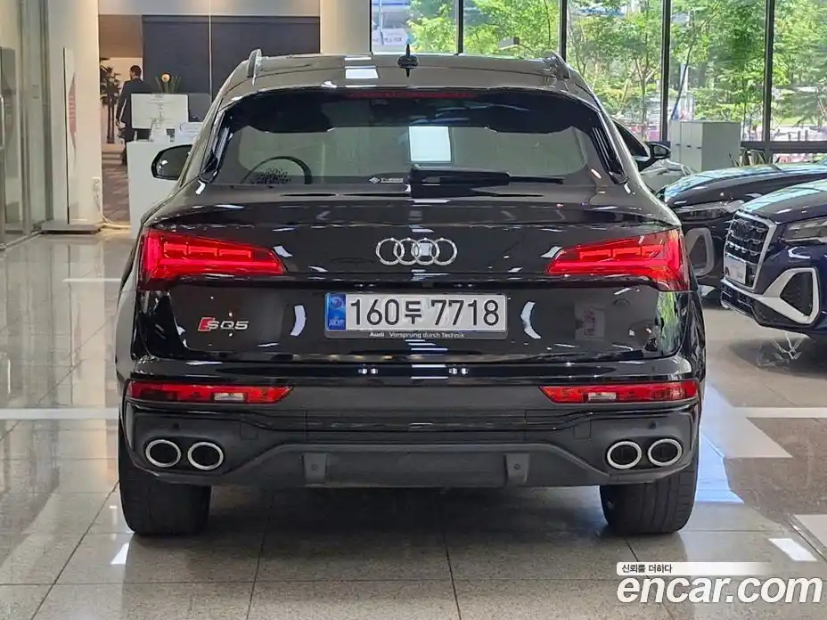 Audi SQ5 2023 3.0 автомат (гидро), фото 4