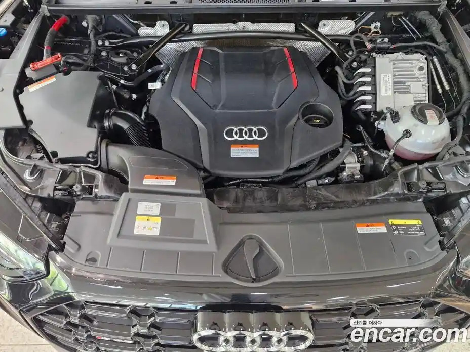 Audi SQ5 2023 3.0 автомат (гидро), фото 6