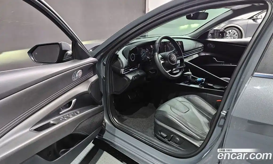 Hyundai Avante 2024 1.6 гидро, фото 13