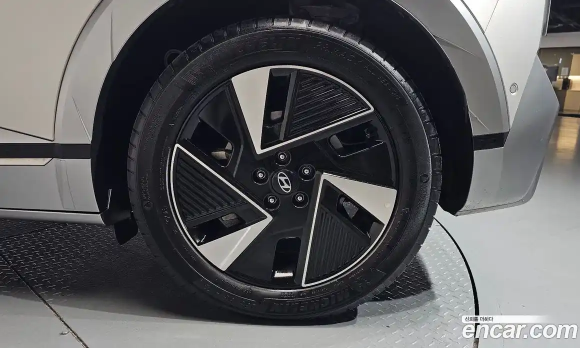 Hyundai Ioniq 5 2024 0.1 гидро, фото 6