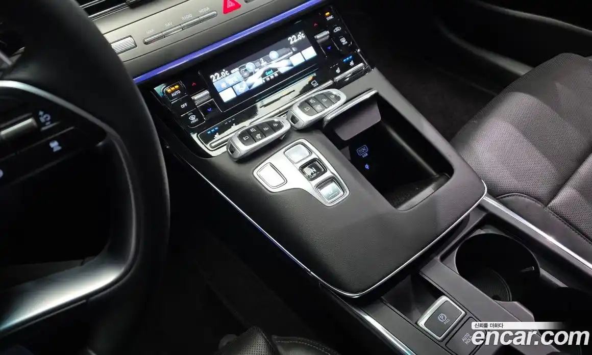 Hyundai Grandeur 2022 2.4 гидро, фото 9