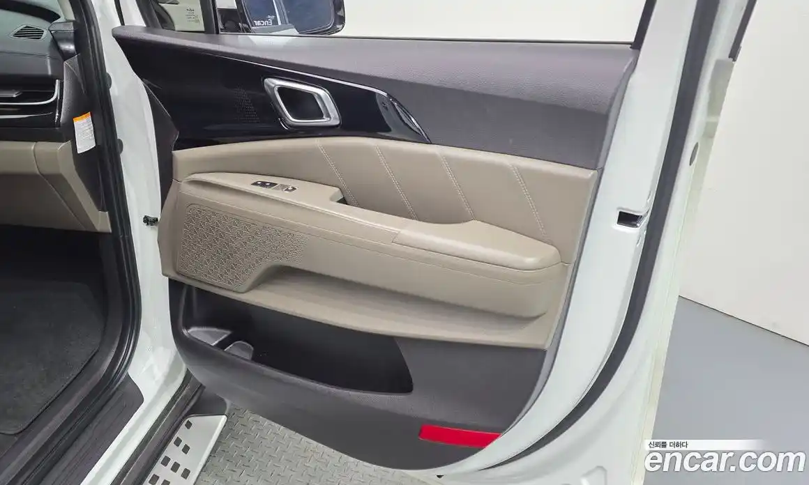 Kia Canival 2024 1.6 гидро, фото 15