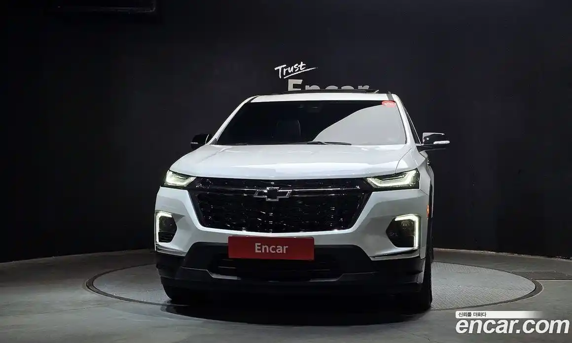 Chevrolet Traverse 2023 3.6 гидро, фото 3