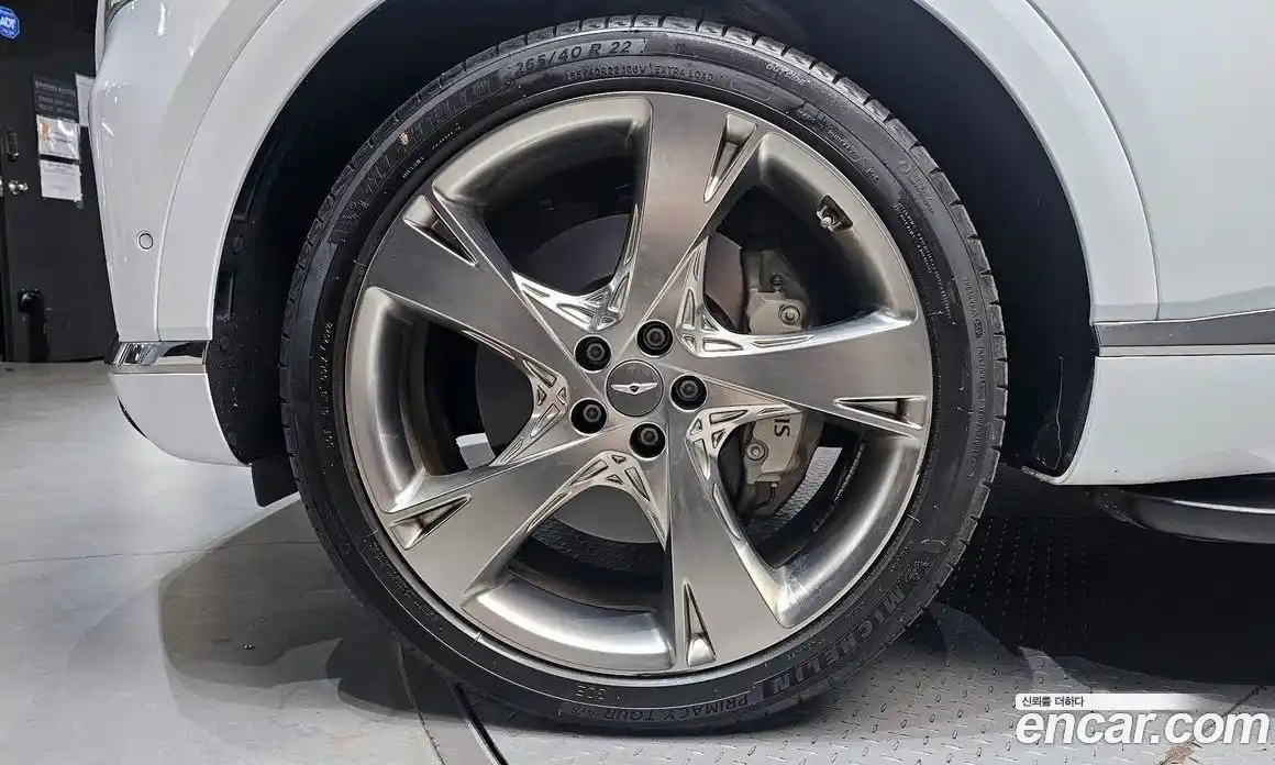 Genesis GV80 2023 2.5 гидро, фото 5